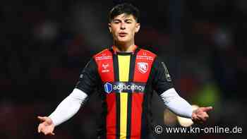 Rugbyprofis aus aller Welt zeigen Solidarität mit jungem Spieler, der gemobbt wird