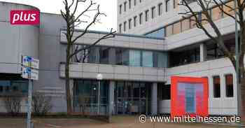 Zwei "Hobby-Gärtner" stehen in Siegen vor Gericht - Mittelhessen