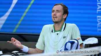 Australian Open: Die Männer motzen und siegen - Sport - SZ.de - Süddeutsche Zeitung - SZ.de