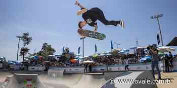 Luizinho, skatista de Lorena, comemora título no circuito brasileiro de Park, em Santa Catarina - O VALE