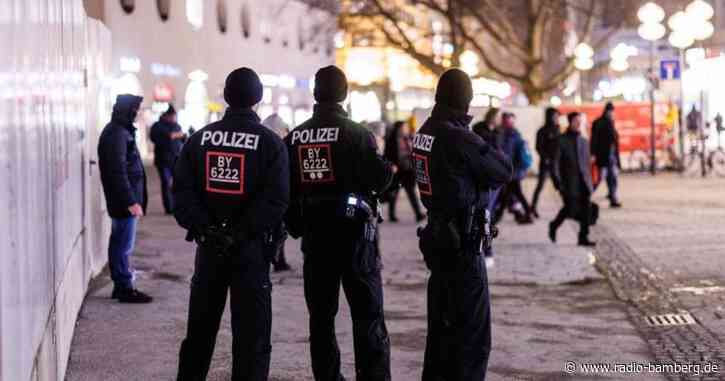 München: Tausende Menschen demonstrieren gegen Corona-Regeln