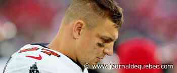 «Gronk» brandit la menace de la retraite