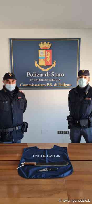 Foligno, a passeggio con un machete: denunciato 50enne - Rgunotizie.it