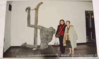 MANDURIA - Giornata della Memoria: il nostro ricordo con due foto della visita di Elisa Springer e di Francesca Lopane al campo di concentramento di Auschwitz - ManduriaOggi