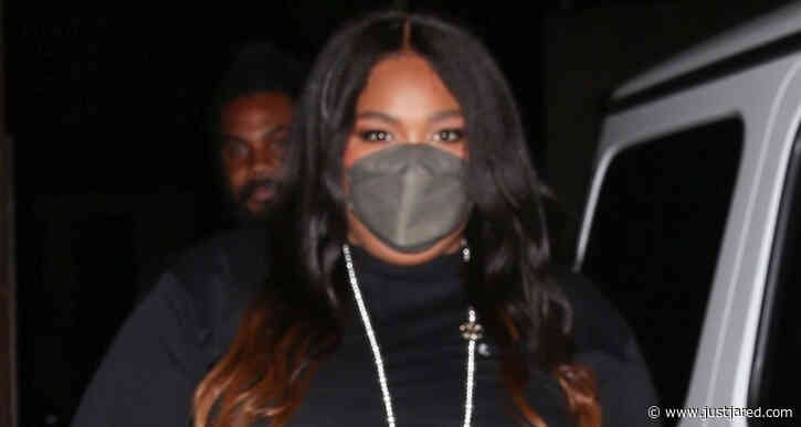 Lizzo Meets Up with Friends for Dinner at Craig's in West Hollywood