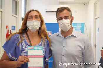 Vacunas Covid: arrancan a aplicar terceras dosis libres para docentes y mayores de 50 - Diputados Bonaerenses