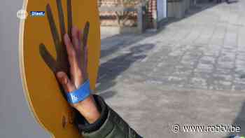 'High-Five palen' in Diest moeten meer kinderen te voet of met de fiets naar school laten gaan - ROB-tv