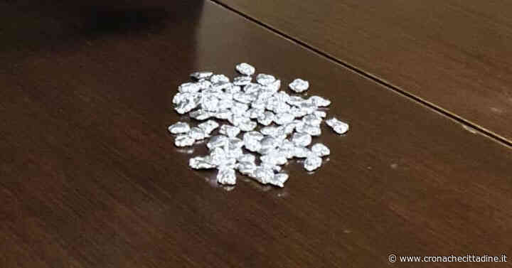 Colleferro. 18enne del luogo già noto alle Forze dell'Ordine trovato in possesso di 80 involucri di hashish. Arrestato dai Carabinieri - Cronache Cittadine