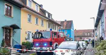 Rauch dringt aus Wohnung in Bamberg: Kriminalpolizei ermittelt vor Ort