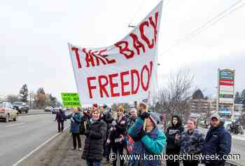 Truckers opposed to vaccine mandate en route to Ottawa - Kamloops This Week