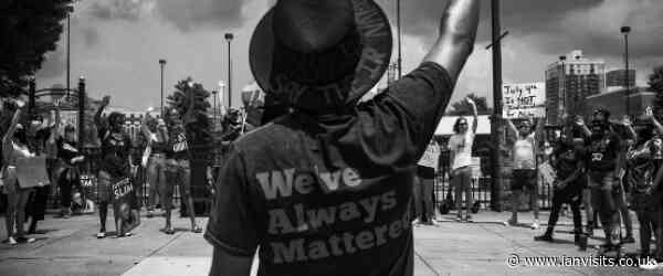 America in Crisis – Exhibition at the Saatchi Gallery