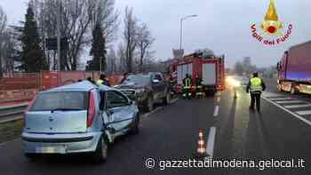 Modena, in via Contrada: donna ferita - La Gazzetta di Modena