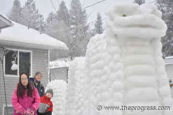 Ogopogo made of snow sighted in Quesnel – Chilliwack Progress - Chilliwack Progress