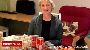 Leaving hospital: Food and support packs for patients - BBC News