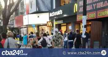 Buenos Aires: antivacunas agredieron a empleados de un local por el pase sanitario - Cba24n