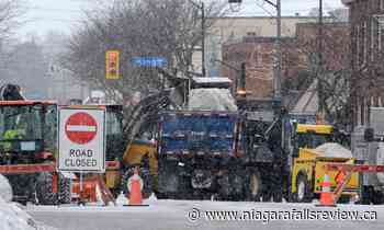 Port Colborne crews clearing snowbanks downtown | NiagaraFallsReview.ca - NiagaraFallsReview.ca
