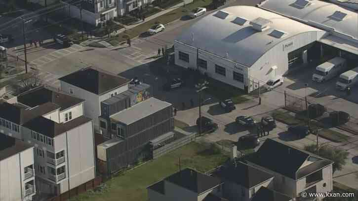 LIVE: 3 Houston officers shot, suspect search ongoing