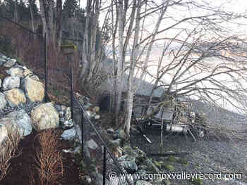 Driver rescued after dump truck plunges into ocean off Mill Bay - Comox Valley Record