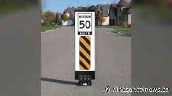 Flexible in-road traffic signs expected to return to some Tecumseh streets - CTV News Windsor
