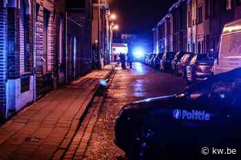 Bewoners van de Arsenaalstraat in Menen opgeschrikt door granaataanslag: “Dit fenomeen is voor ons compleet nieuw” - KW.be - Krant van Westvlaanderen