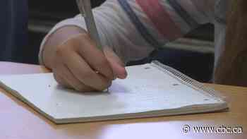 As Sask. changes rules on reporting positive COVID-19 cases to schools, parents feel 'thrown to the wolves'