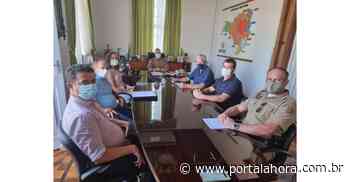 Imbituba: junto a moradores, vice-prefeito e vereador se reúnem com Comandante-geral da PM por mais policiais e segurança em Itapirubá - Portal AHora