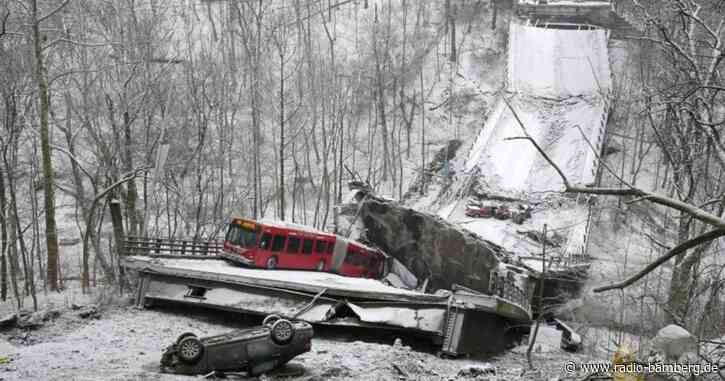 Schneebedeckte Brücke in Pittsburgh bricht zusammen