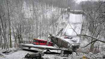 Schneebedeckte Brücke in Pittsburgh bricht zusammen