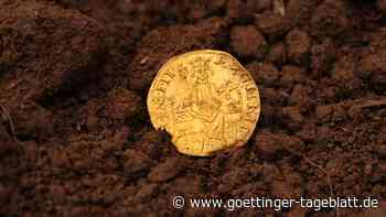 Britischer Hobbyschatzsucher findet eine der teuersten und ältesten mittelalterlichen Goldmünzen