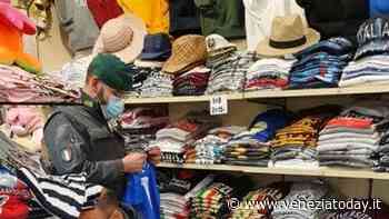 Abbigliamento con marchi falsi, sequestro tra Marcon e Roma - VeneziaToday