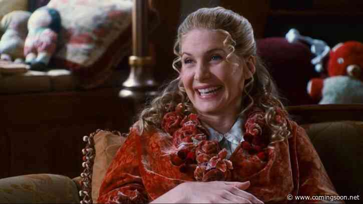 Elizabeth Mitchell Returns as Mrs. Claus in Disney+’s The Santa Clause