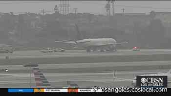 Delta Flight Makes Emergency Landing At LAX Saturday Morning - CBS Los Angeles