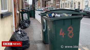Coventry bin strike: Council 'undermining' it with agency workers