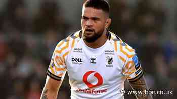 Vaea Fifita: Scarlets sign New Zealand lock from Wasps