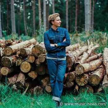 George Ezra announces release date for Gold Rush Kid