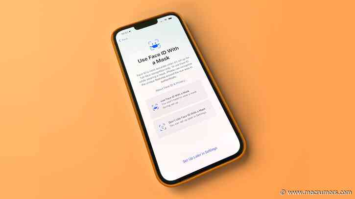 Testing iOS 15.4's New Face ID With a Mask Feature