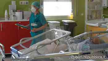 Nel Policlinico di Bari una donna su tre ha partorito con il Covid. "I neonati stanno bene, ma è meglio vacci… - La Repubblica