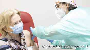 Modena. Vaccino over 50, l'allarme di Brambilla «Duemila al giorno? No, ne arrivano 200» - La Gazzetta di Modena