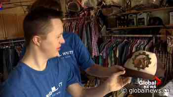 Calgary teen with Down syndrome launches pop-up shop | Watch News Videos Online - Globalnews.ca