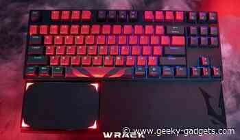 WRAEK Tactonic Pro palm control gaming keyboard