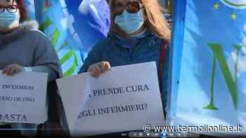 «Sistema salute tenuto in piedi dagli infermieri», protesta in Molise - Termoli Online