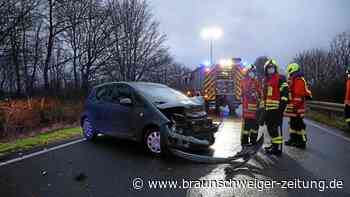 Eine Verletzte nach Unfall auf A39-Abfahrt Lebenstedt Nord