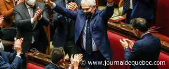 Le président italien Sergio Mattarella réélu