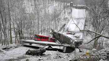 Investigators fly drone over Pittsburgh bridge collapse in search of clues