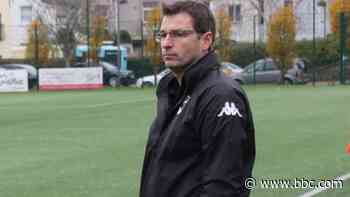 Jersey Bulls boss Gary Freeman pleased after 1-1 draw with Farnham Town - BBC News