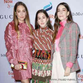 Alana Haim missed sisters while filming Licorice Pizza