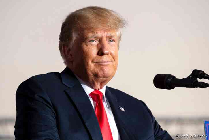 Top Texas Republicans stump with Trump in Conroe rally