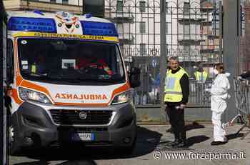 Il Parma premia l'Assistenza Pubblica per i suoi 120 anni di vita - Forza Parma