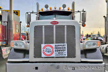 VIDEO: Hundreds of supporters rally in Langley to support Ottawa protest convoy – Abbotsford News - Abbotsford News