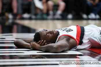 Portland Trail Blazers’ CJ McCollum and Anfernee Simons offer support for Nassir Little - OregonLive